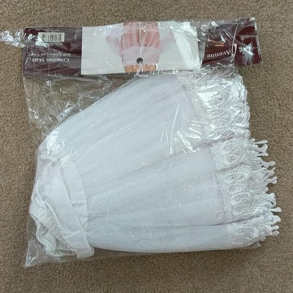 New Leg Avenue crinoline skirt one size